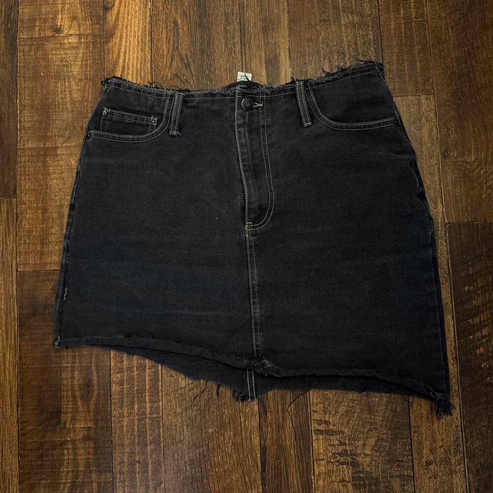 Black Denim Mini Skirt (Size L)